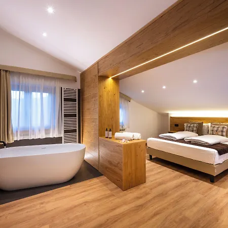 Hotel Iris 3*